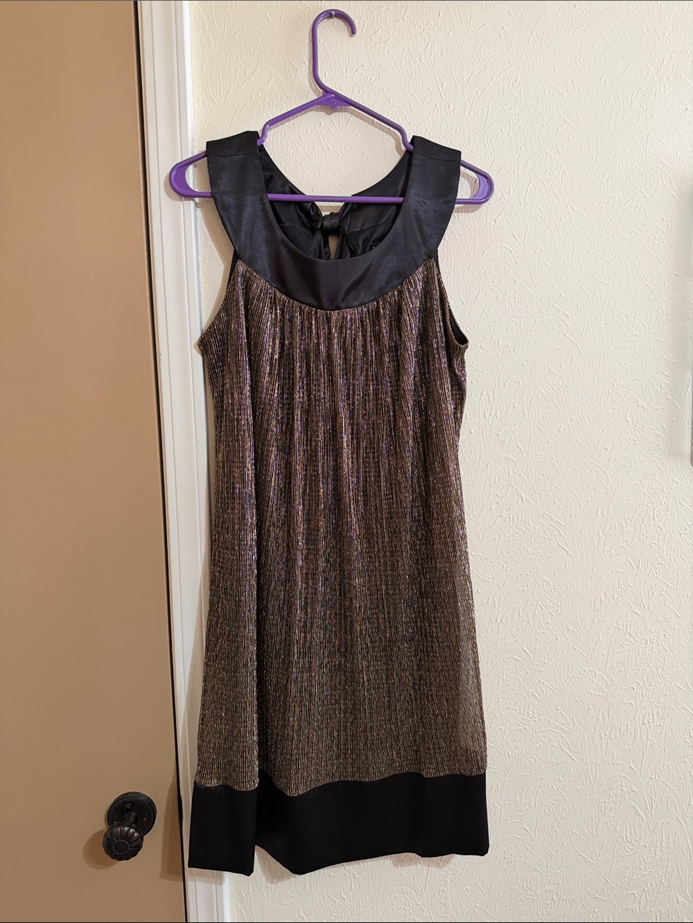 Enfocus Studio Metallic Brown and Black Sleeveless Cocktail Dress